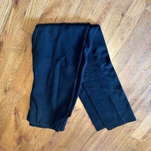 Old Navy Women’s  Classic Black Dress Pants Skinny
